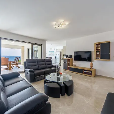 Poseidon Holiday home
