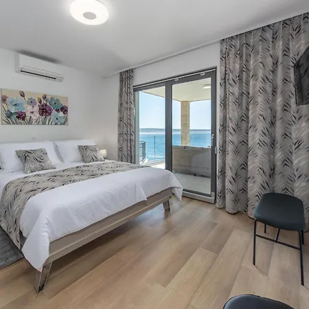 Holiday home Poseidon Starigrad Paklenica