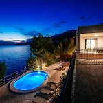 Poseidon * Starigrad Paklenica
