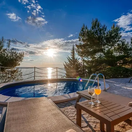 Poseidon Feriehus Starigrad Paklenica